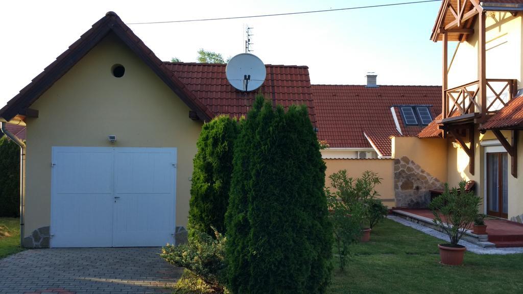 Anna Villa Lenti Exterior photo