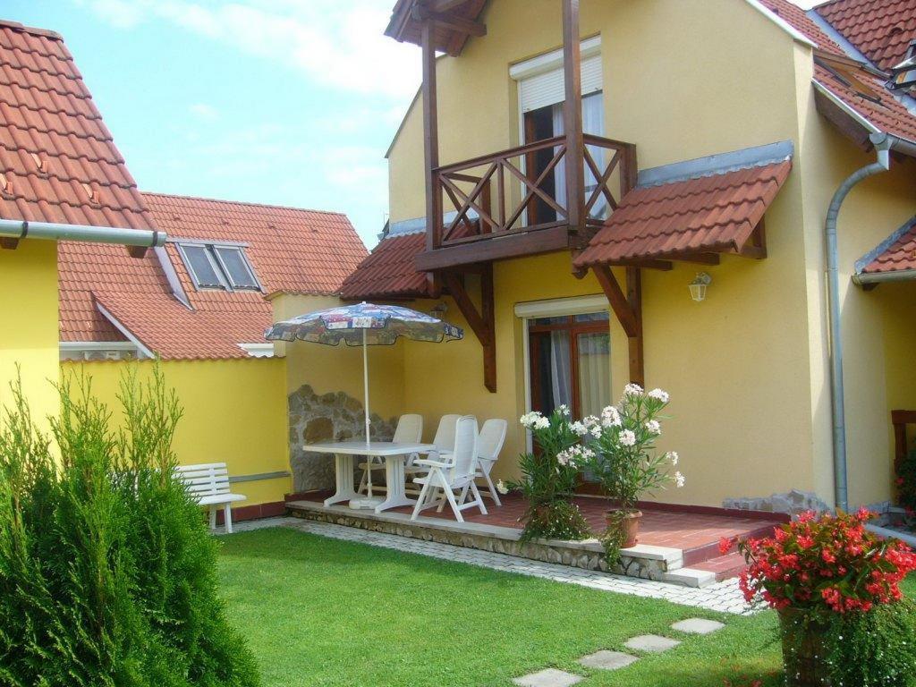 Anna Villa Lenti Exterior photo
